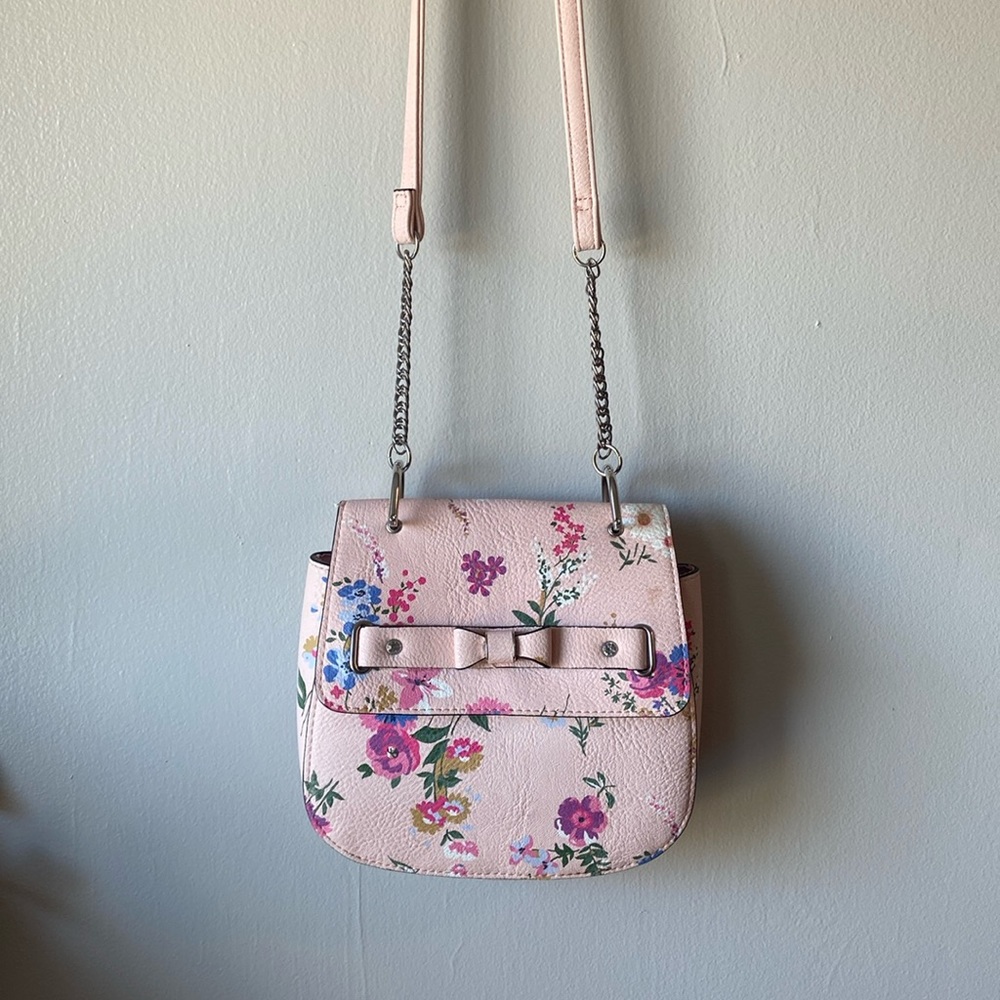 Candie’s floral pink purse